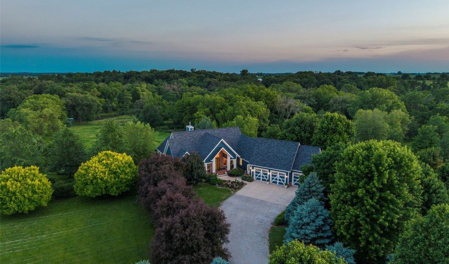 2190 140th St, Ames, IA 50014 - 3 Beds, 4 Bath