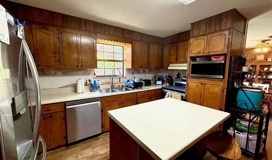CR 72 4370 W County road 72, Ariton, AL 36311 - 3 Beds, 2 Bath