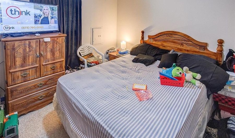 504 MARSH Ave, Alton, IL 62002 - 0 Beds, 1 Bath