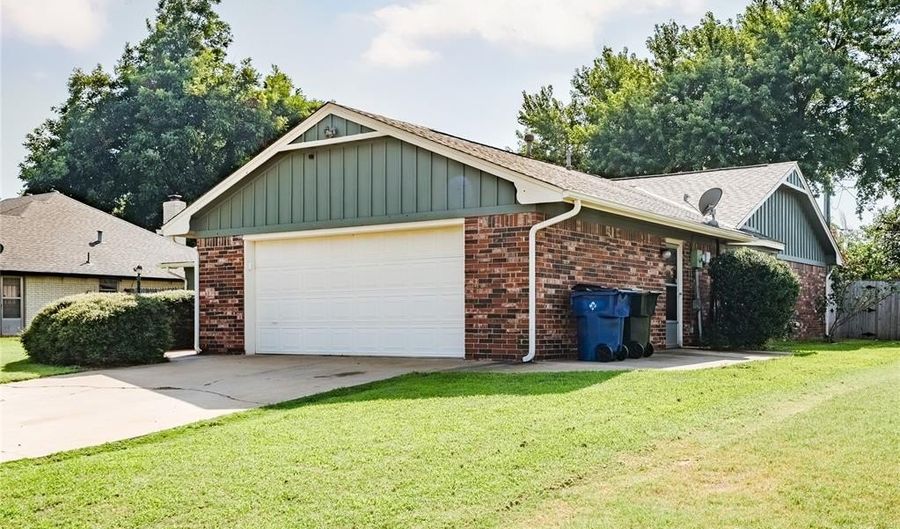 104 Caulder Dr, Chickasha, OK 73018 - 3 Beds, 2 Bath