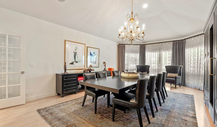 1456 Willow Creek Ln, Gardnerville, NV 89410 - 4 Beds, 5 Bath