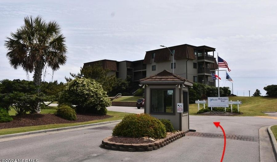 2008 E Ft Macon Rd D18, Atlantic Beach, NC 28512 - 2 Beds, 2 Bath