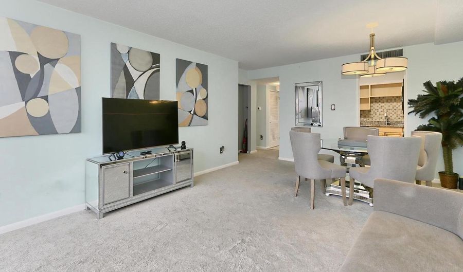 6301 STEVENSON Ave 914, Alexandria, VA 22304 - 1 Beds, 1 Bath