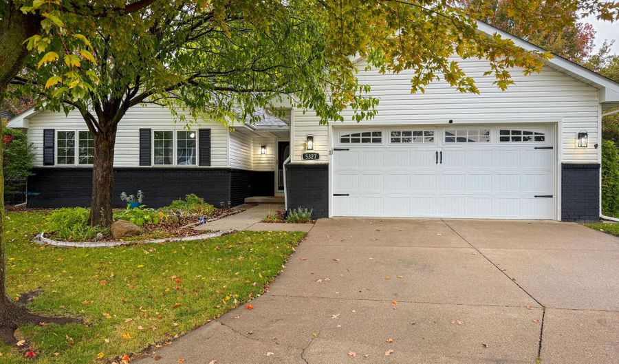 5327 Norris St, Ames, IA 50014 - 4 Beds, 3 Bath