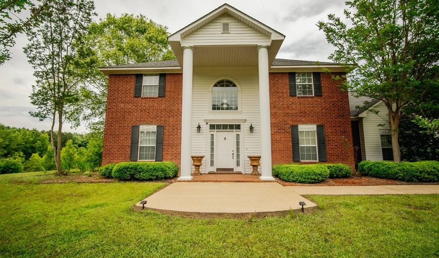 1130 Highway 15, Ackerman, MS 39735 - 4 Beds, 3 Bath