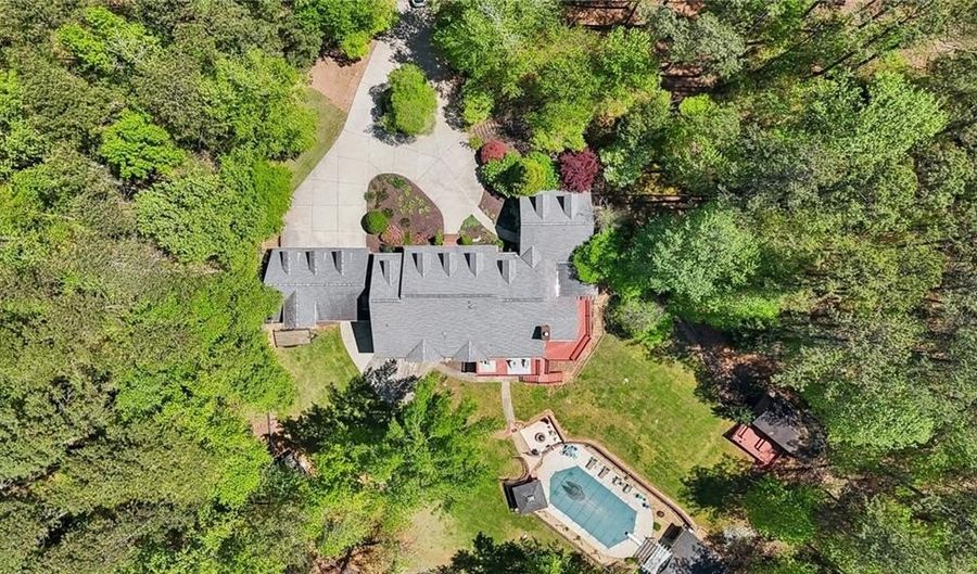 2601 County Line Rd NW, Acworth, GA 30101 - 8 Beds, 7 Bath