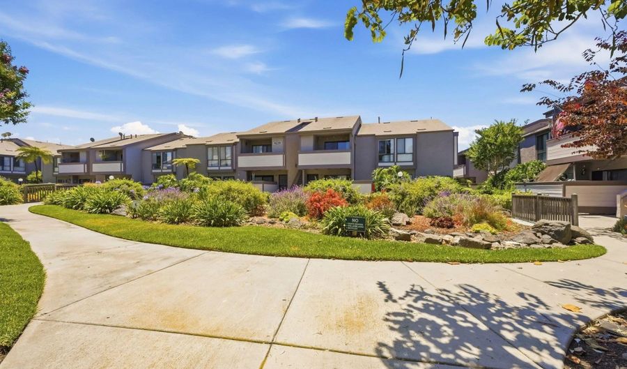 9289 Village Glen Dr 118, San Diego, CA 92123 - 2 Beds, 2 Bath