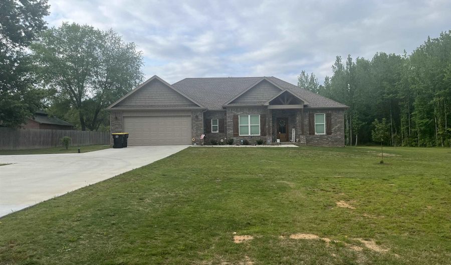 250 Saddlebrook Cir, Austin, AR 72007 - 4 Beds, 2 Bath