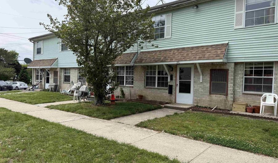 720 S New Rd 3L, Absecon, NJ 08201 - 2 Beds, 2 Bath