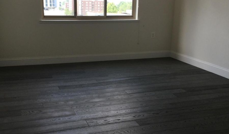 4801 FAIRMONT Ave 713, Bethesda, MD 20814 - 1 Beds, 1 Bath