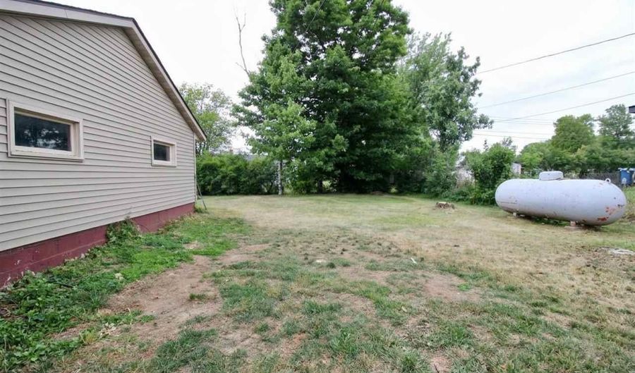 24 Fern Ct, Babbitt, MN 55706 - 2 Beds, 2 Bath