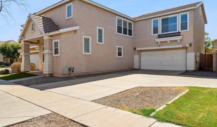 1210 S 121st Dr, Avondale, AZ 85323 - 3 Beds, 3 Bath
