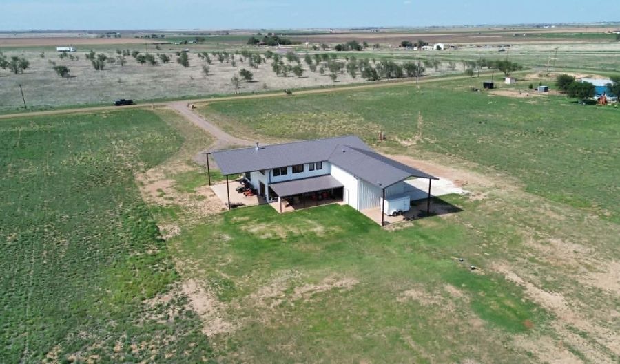 6792 Maine Rd, Anton, TX 79313 - 3 Beds, 3 Bath