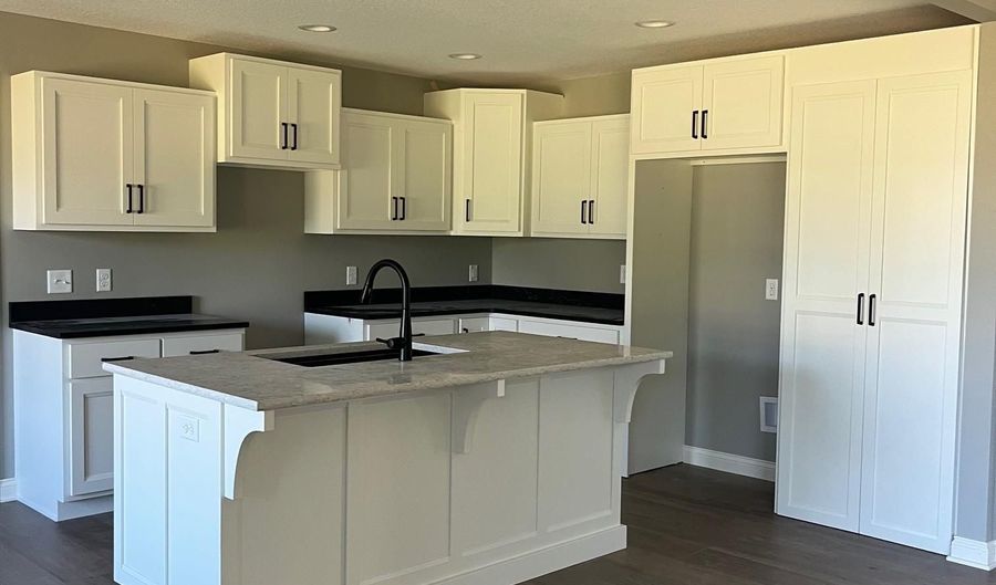 1701 Elm St, Auburn, IN 46706 - 3 Beds, 2 Bath