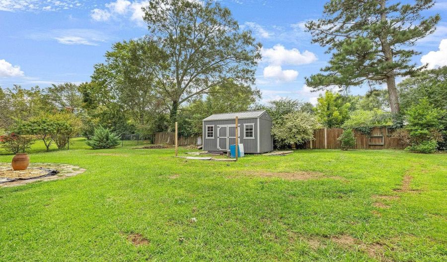 102 W Sims Ave, Albertville, AL 35950 - 3 Beds, 1 Bath