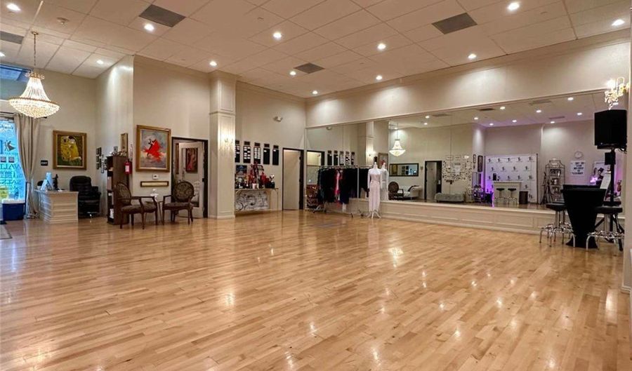 56 E Durarte Rd, Arcadia, CA 91006 - 0 Beds, 0 Bath