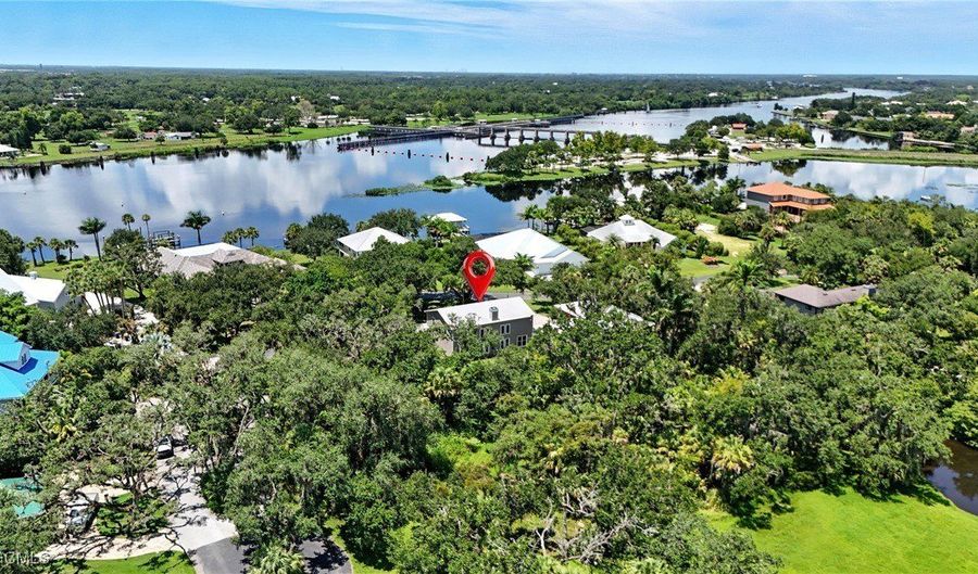 16461 Oakview Cir, Alva, FL 33920 - 4 Beds, 3 Bath