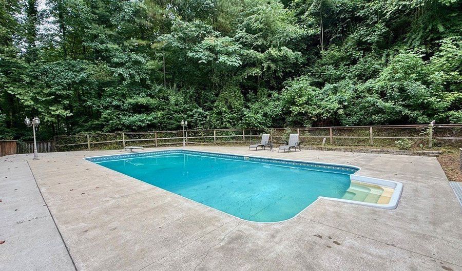 940 Daniels Crk, Banner, KY 41603 - 3 Beds, 3 Bath