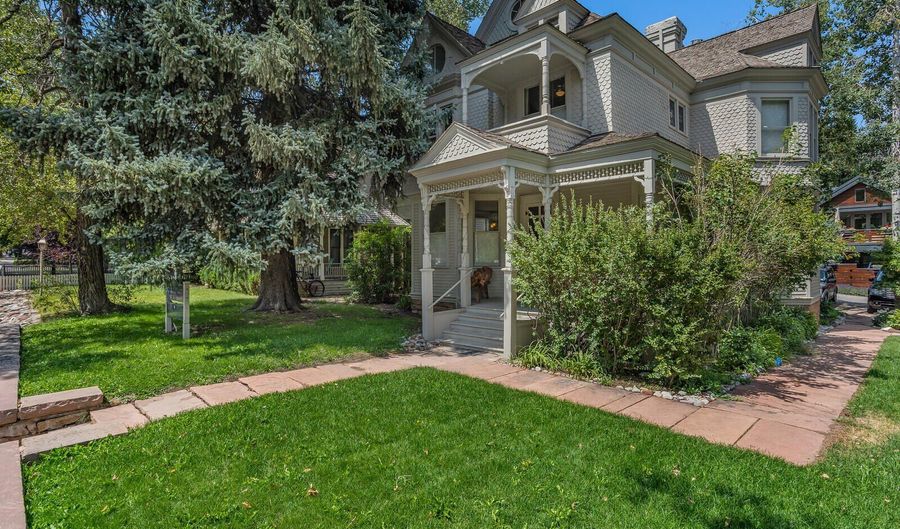 320 W Main St, Aspen, CO 81611 - 5 Beds, 4 Bath
