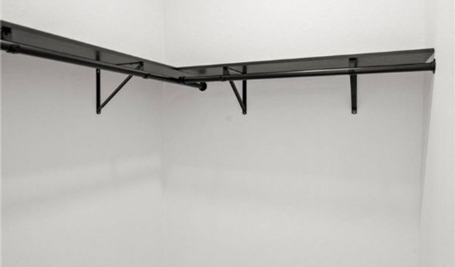 2310 Columbus Ave, Alva, FL 33920 - 4 Beds, 2 Bath