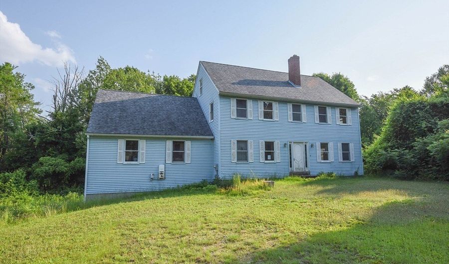179 County Rd, Ashby, MA 01431 - 3 Beds, 3 Bath