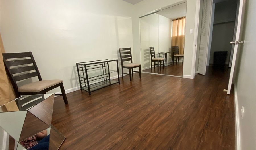 1026 Kalo Pl 506, Honolulu, HI 96826 - 2 Beds, 1 Bath