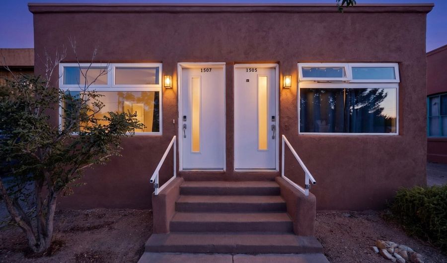 1505 1507 1/2 Marble Ave NW, Albuquerque, NM 87104 - 2 Beds, 2 Bath
