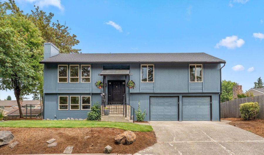 15800 SE WALLACE Rd, Milwaukie, OR 97267 - 3 Beds, 3 Bath