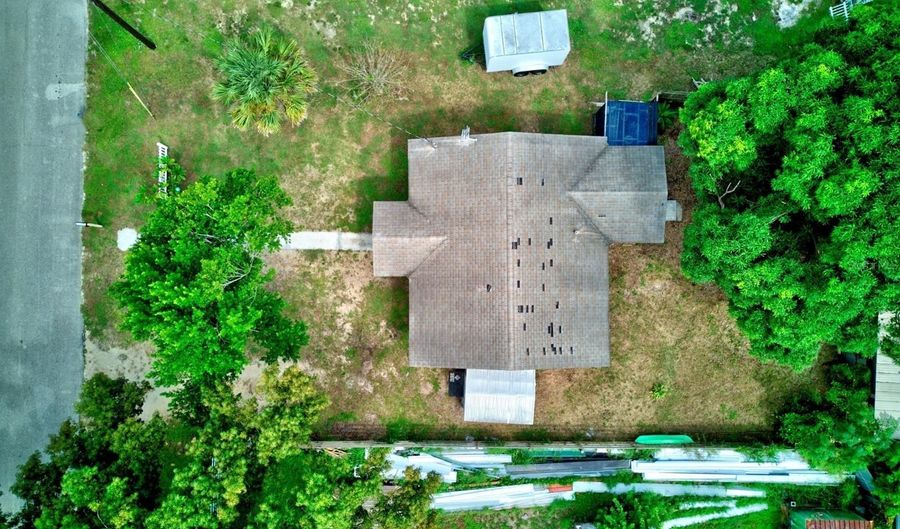 131 WIGGINS Ave, Avon Park, FL 33825 - 2 Beds, 1 Bath