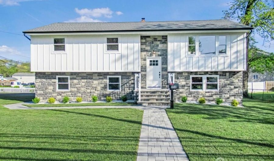 156 Cliffwood Ave, Aberdeen, NJ 07721 - 5 Beds, 2 Bath