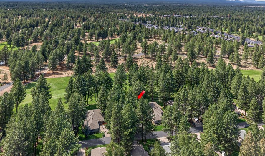 60733 Willow Creek Loop, Bend, OR 97702 - 2 Beds, 2 Bath