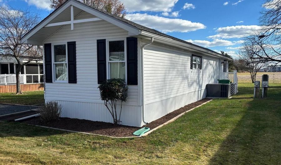 31752 SIHAM Rd, Lewes, DE 19958 - 2 Beds, 2 Bath