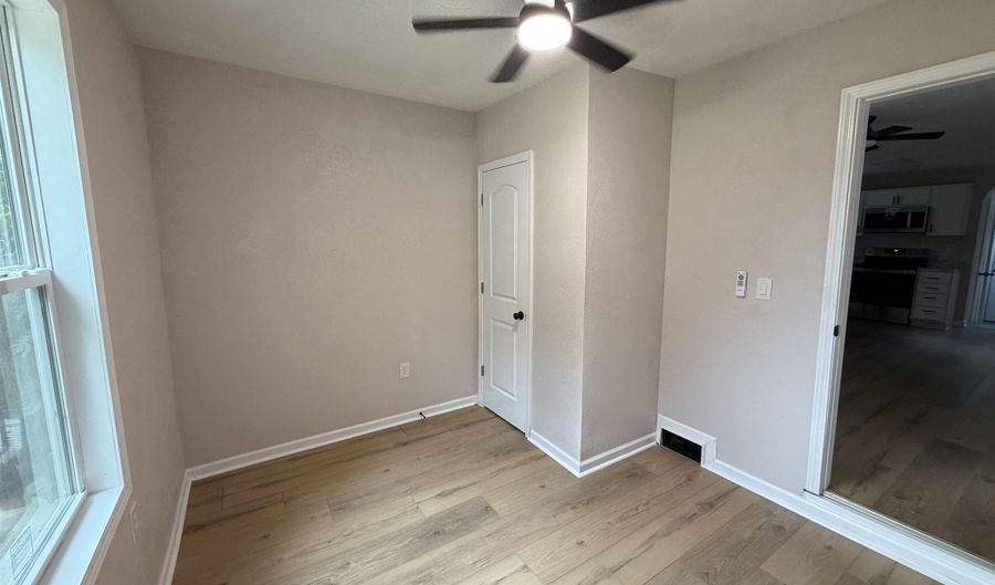 408 OAK Ln, Anniston, AL 36206 - 3 Beds, 2 Bath