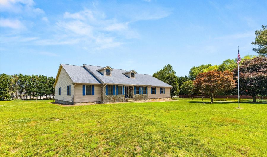 31293 KENDALE Rd, Lewes, DE 19958 - 4 Beds, 2 Bath