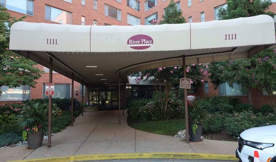 1111 ARLINGTON Blvd 112, Arlington, VA 22209 - 0 Beds, 1 Bath