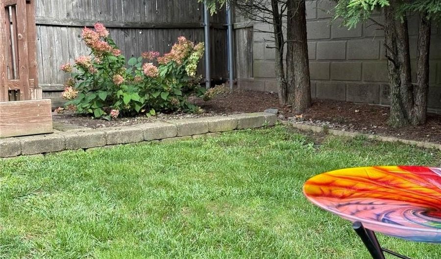 115 Norfolk St, Cranston, RI 02910 - 4 Beds, 2 Bath