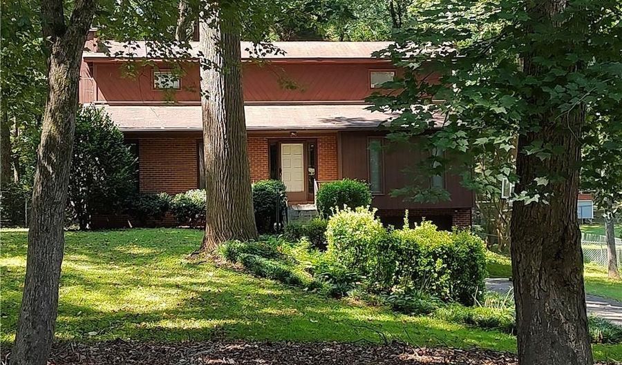 219 Brentwood Dr, Advance, NC 27006 - 3 Beds, 2 Bath