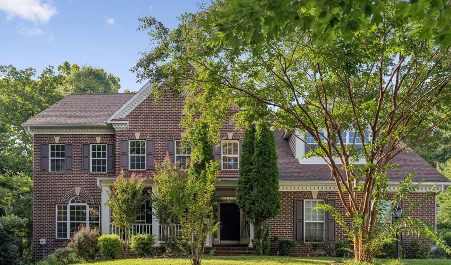 13005 WOODMORE N Blvd, Bowie, MD 20720 - 4 Beds, 3 Bath