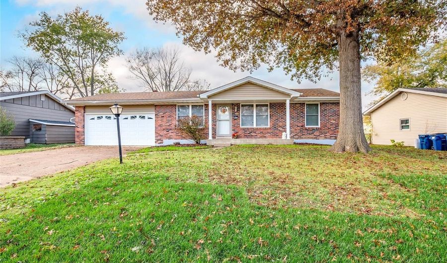 1275 Ballast Point Dr, Arnold, MO 63010 - 3 Beds, 2 Bath