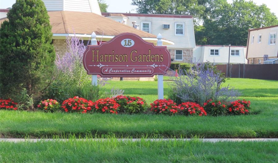 15 Harrison Ave 70 H, Amityville, NY 11701 - 1 Beds, 1 Bath