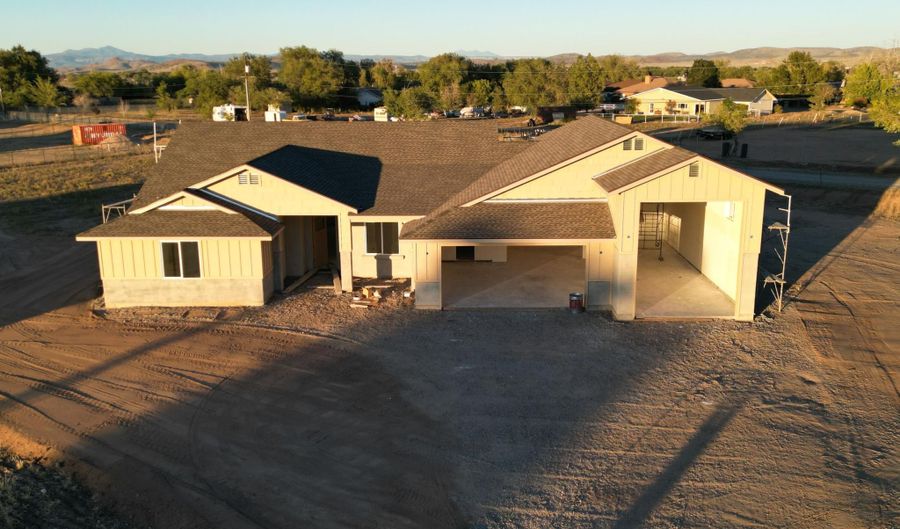 764 W Road 1 N, Chino Valley, AZ 86323 - 4 Beds, 3 Bath