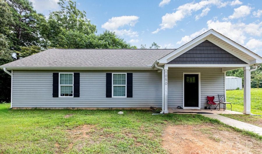 1050 Rush St, Albemarle, NC 28001 - 3 Beds, 2 Bath