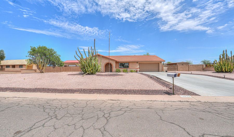 14975 S OAKMONT Dr, Arizona City, AZ 85123 - 2 Beds, 2 Bath