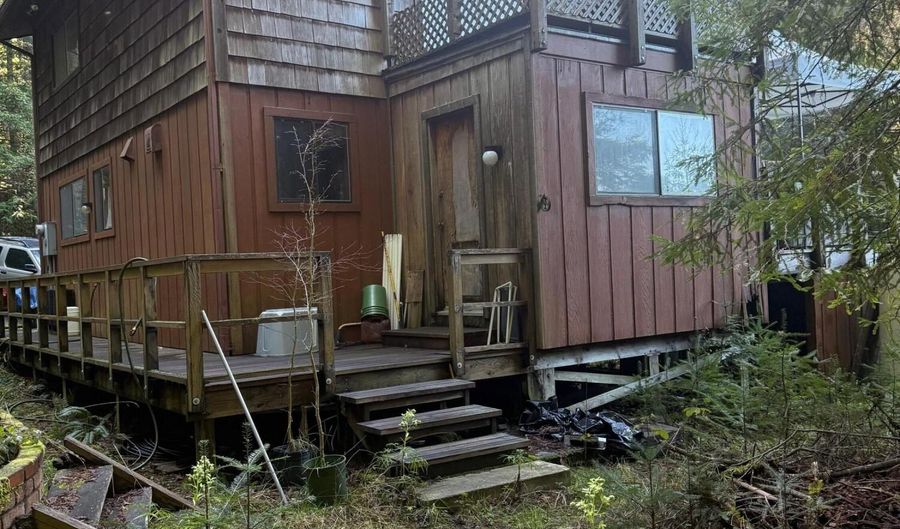 180 Nature Ln, Arcata, CA 95521 - 1 Beds, 2 Bath
