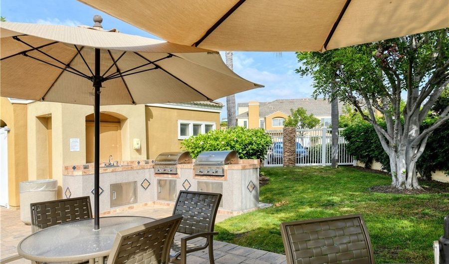 45 Sandcastle, Aliso Viejo, CA 92656 - 2 Beds, 2 Bath