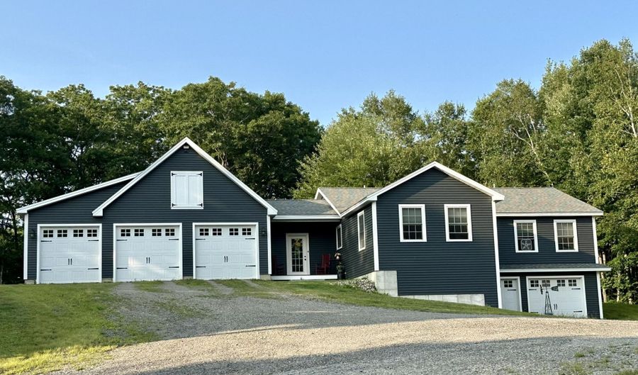 1315 S Belfast Ave, Augusta, ME 04330 - 2 Beds, 1 Bath