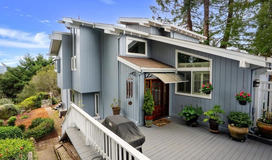 645 Skyward Dr, Aptos, CA 95003 - 3 Beds, 3 Bath