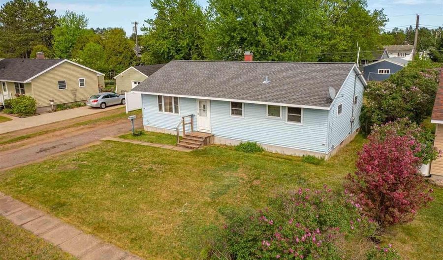 14 Dogwood Blvd, Babbitt, MN 55706 - 3 Beds, 1 Bath