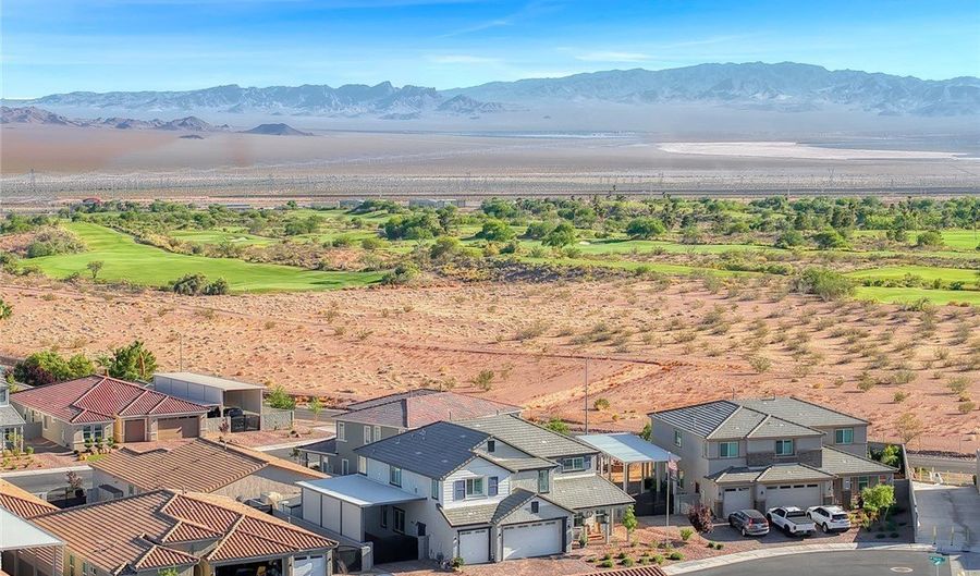 1523 Great Sands St, Boulder City, NV 89005 - 5 Beds, 4 Bath