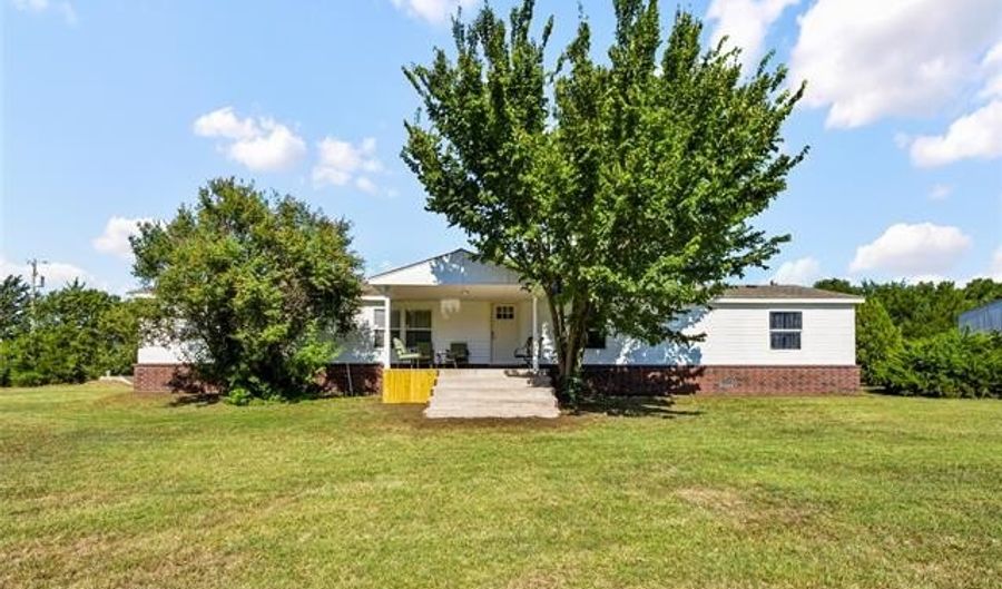 221 Cisco, Ardmore, OK 73401 - 4 Beds, 2 Bath